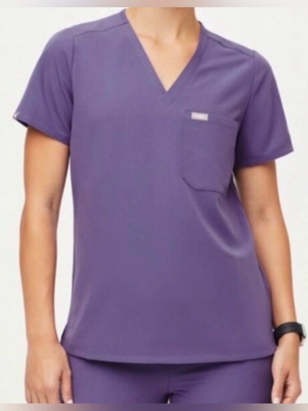 💜FIGS Catarina One-Pocket Scrub Top. Color-Amethyst. Size-Large. NWT.